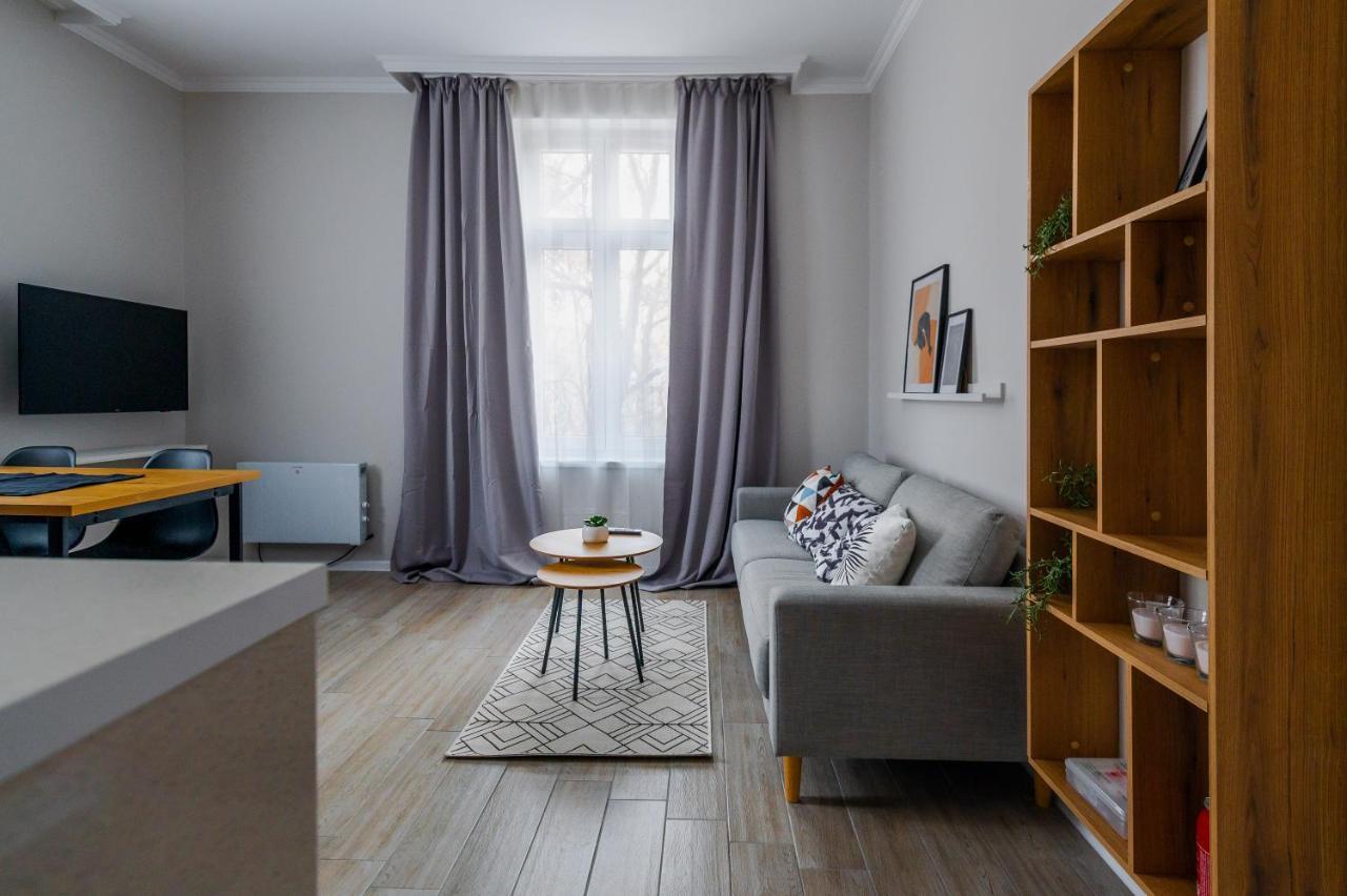 Boutique 2-Bedroom Apartment In София Екстериор снимка